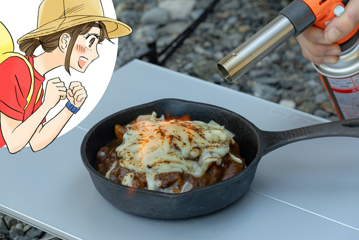 チーズカレーに興奮する鮎美さん
