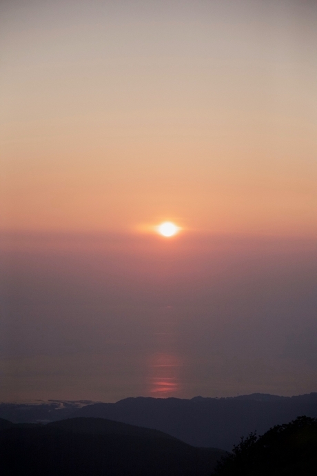 大村湾に沈む夕日