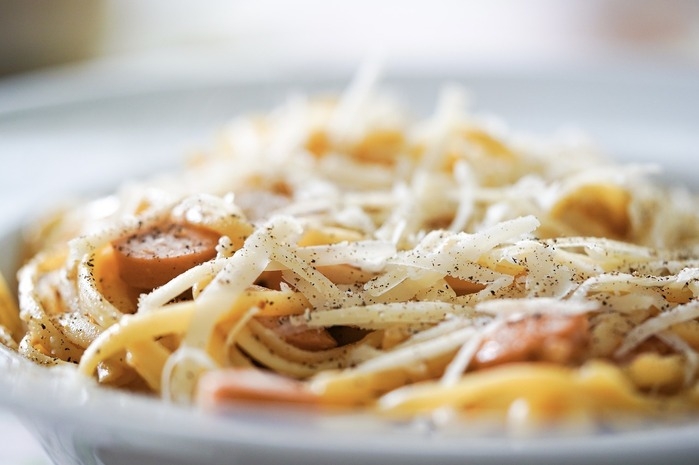 お皿に盛られているパスタがアップされている様子