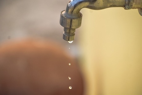 水漏れ