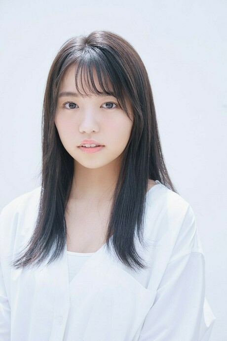 タレントの大原優乃