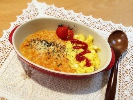 トマトとチーズのオムライスリゾット