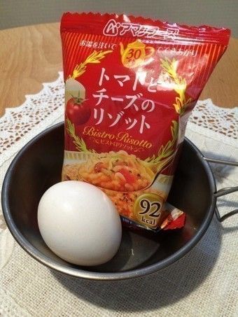 ドライフードと卵