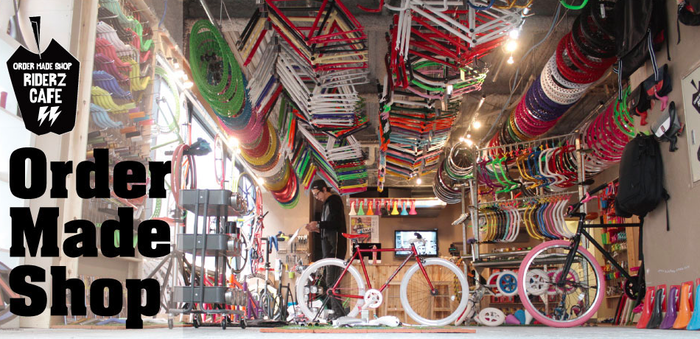 riderzcafenの店舗内の様子