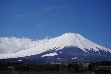山中湖から見える富士山