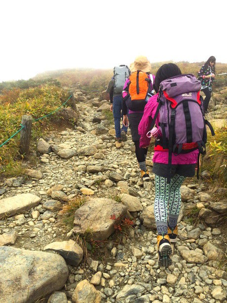 カナコさん登山中