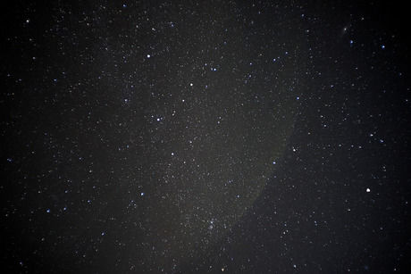 山小屋から見える満点の星空