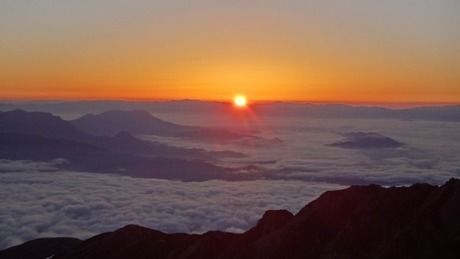 山頂から見えた日の出