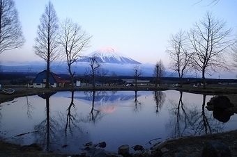 冬のキャンプ場から見える景色