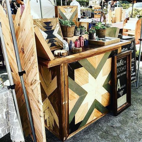 【meeting encounter】のネイティヴ柄の作品