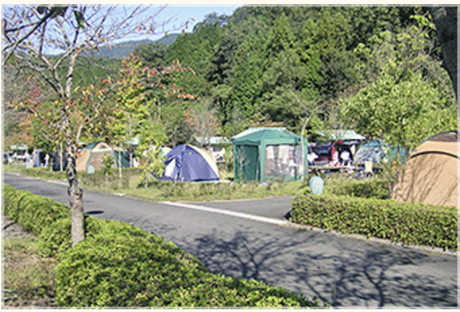 島ヶ原温泉やぶっちゃのキャンプ場