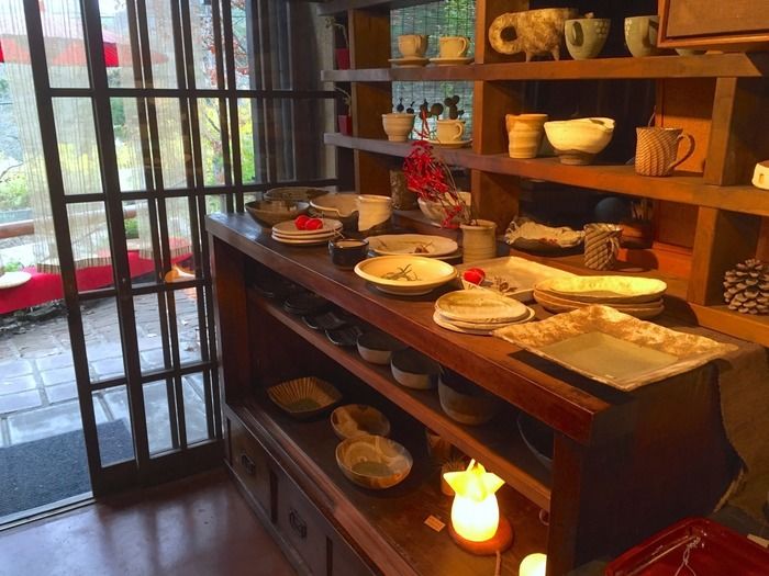「うるし工房&喫茶 やました」の店内