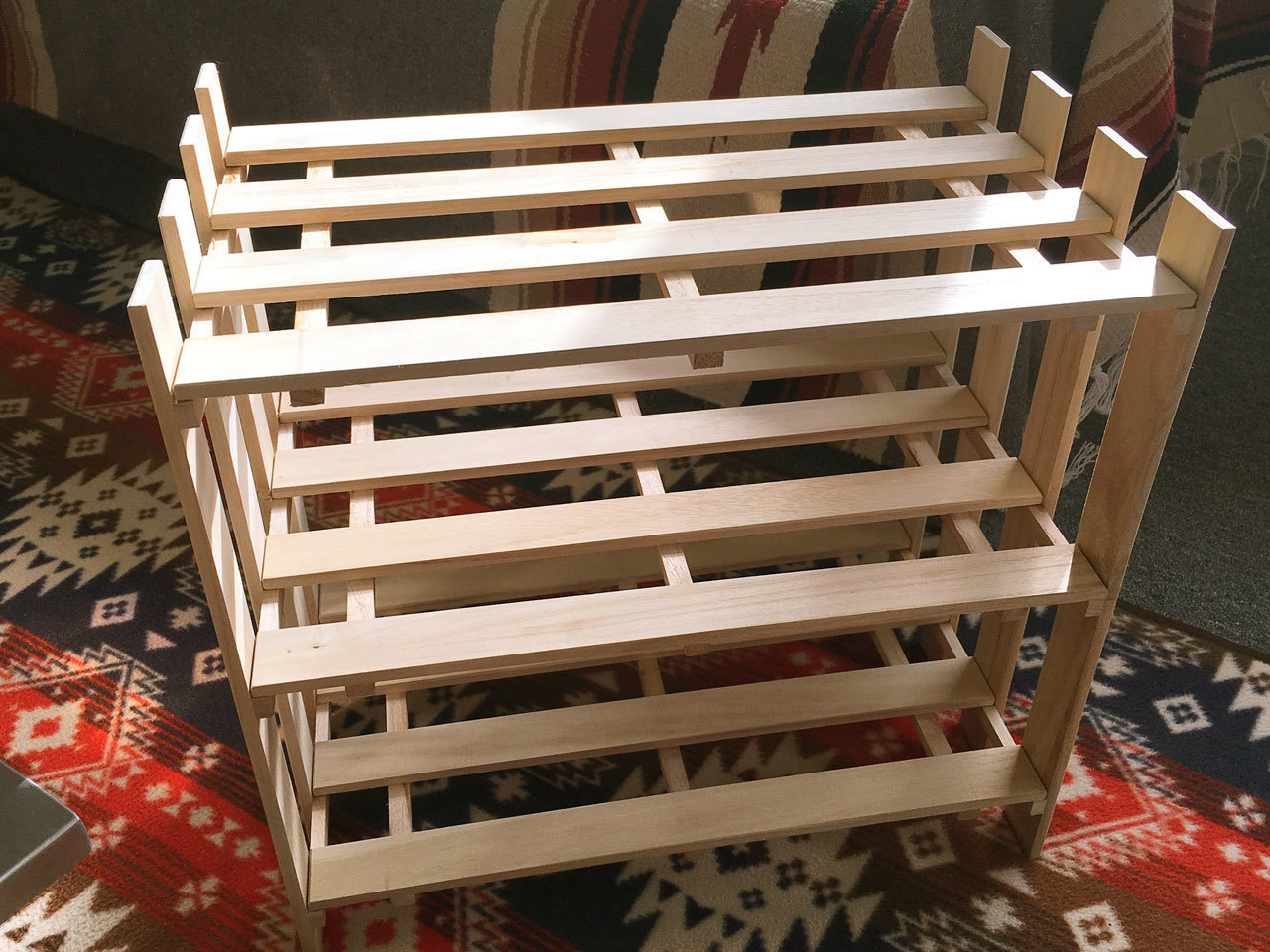 【100均DIY】すのこで作る収納棚の完成です