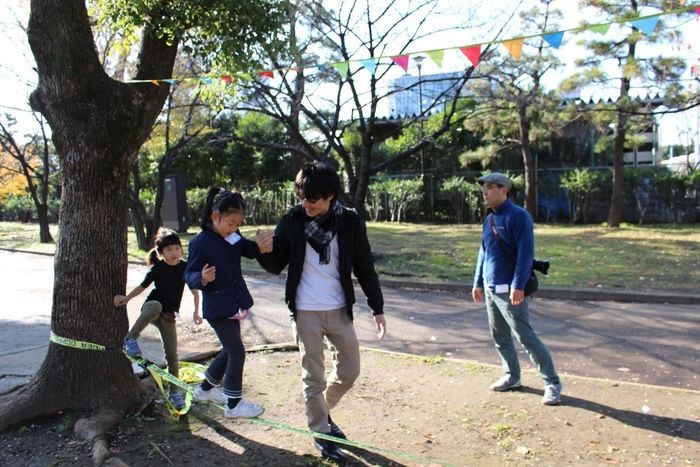バランスウォーカーを楽しむ人