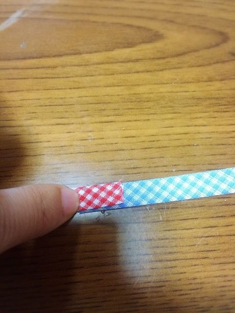 バイアステープどうしを重ねた様子