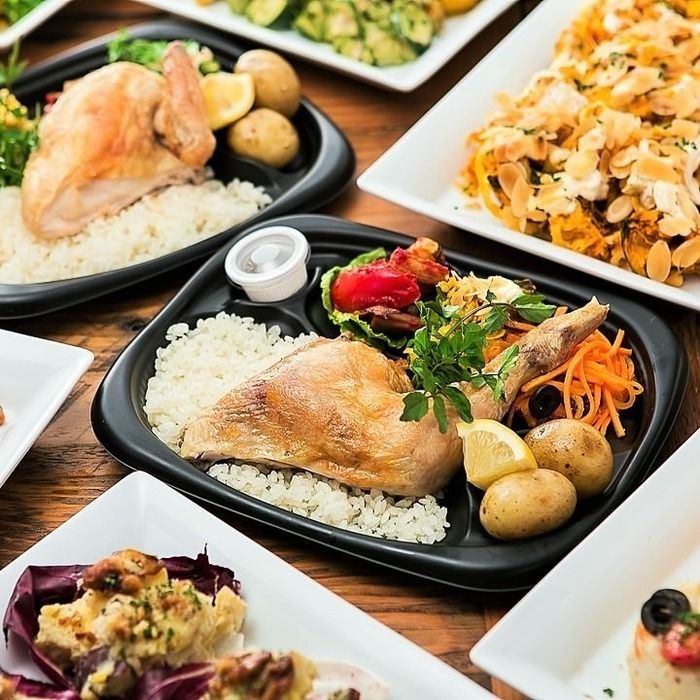 LA COCORICOのチキンが入ったお弁当