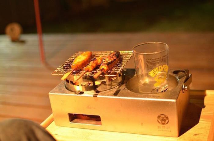 野燗炉で焼く焼き鳥