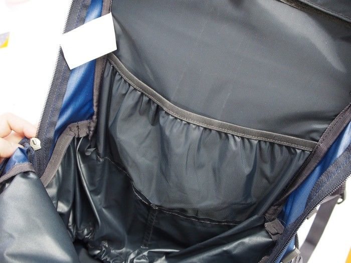 karrimorのリュックの口