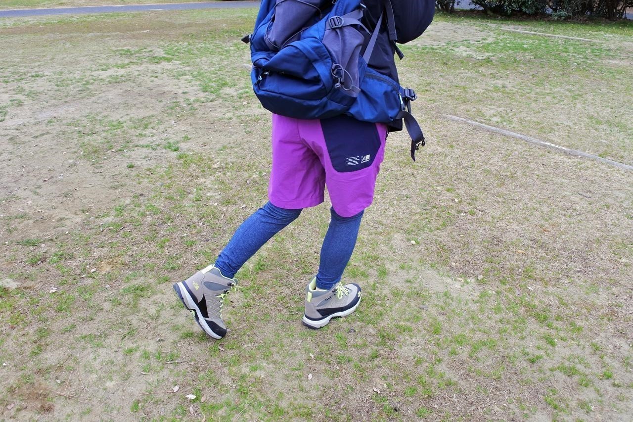 karrimorの2016年SSキュロットとタイツ