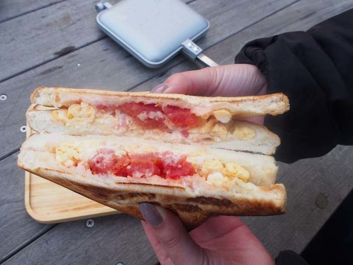 出来上がったホットサンド