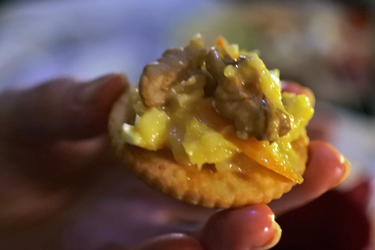 キャンプで食べたい簡単絶品おつまみ、リッツ