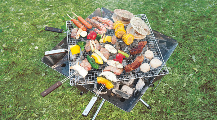 定番食材のバーベキューの様子