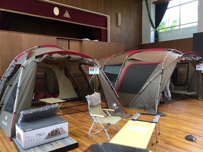 スノーピーク箕面自然館で展示されているテント