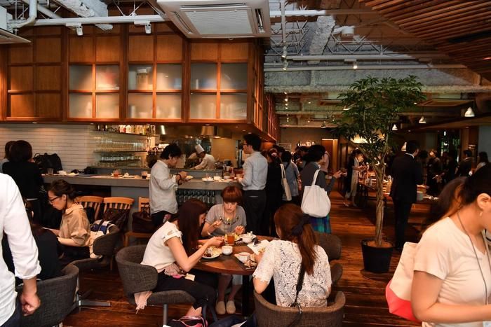 URBAN BBQ Cafeの店内