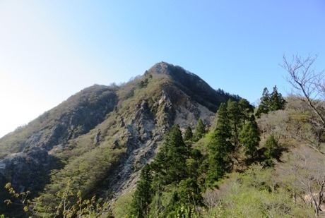 鎌ヶ岳の全体写真