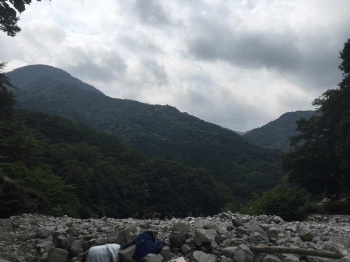ウェルキャンプ西丹沢の川辺
