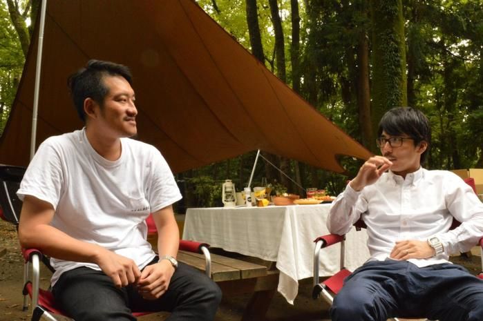 対談する水谷さんと井川さん