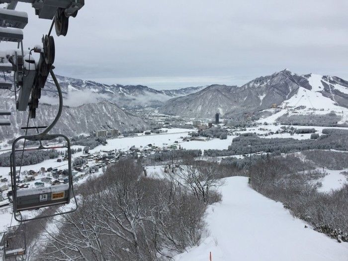 リフトから見下ろした湯沢中里キャンプ場