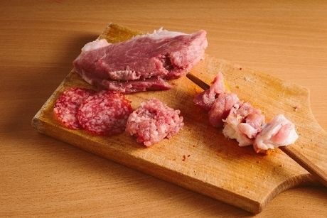 串に刺さったお肉