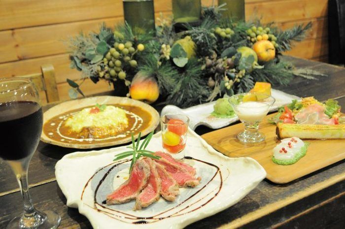 カフェ「Komorebi」のクリスマスディナー