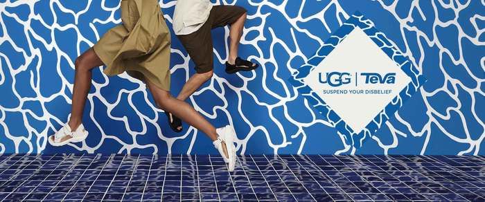 UGGとtevaのメンズコラボシューズ