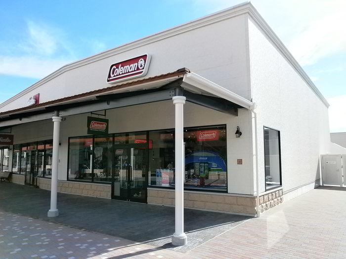 鳥栖プレミアムアウトレットのコールマンの店舗外観