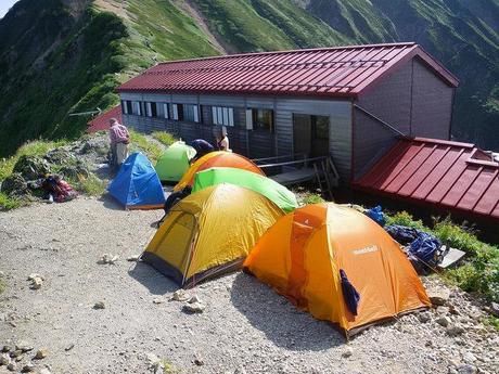 テントと山小屋