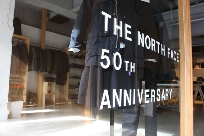 ノースフェイス50周年記念コレクションのロゴ