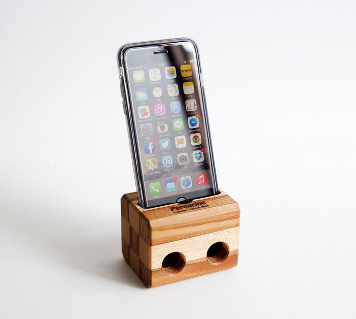 ペレグリン・ファニチャーのスマートフォン置き