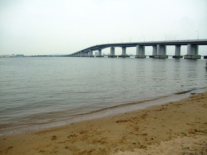琵琶湖大橋
