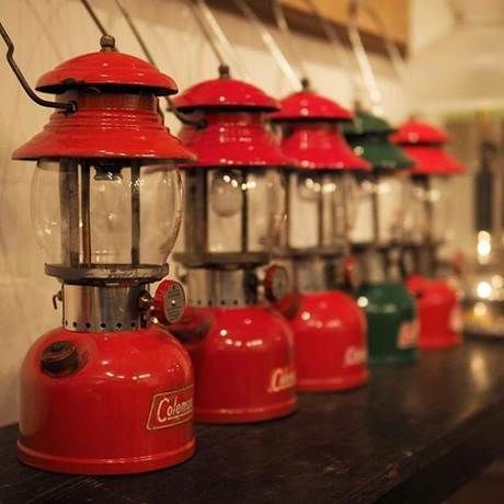 並べられたコールマンのランタン