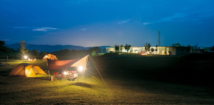 スノーピークのテントの夜の外観