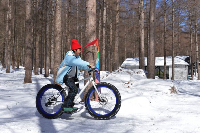 ファットバイクに使用する男の子