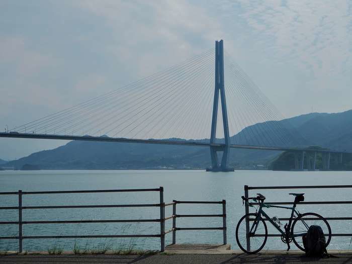 しまなみ海道に停められた自転車