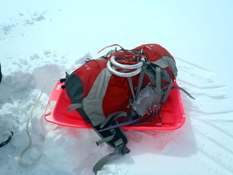 雪山で遊ぶ道具