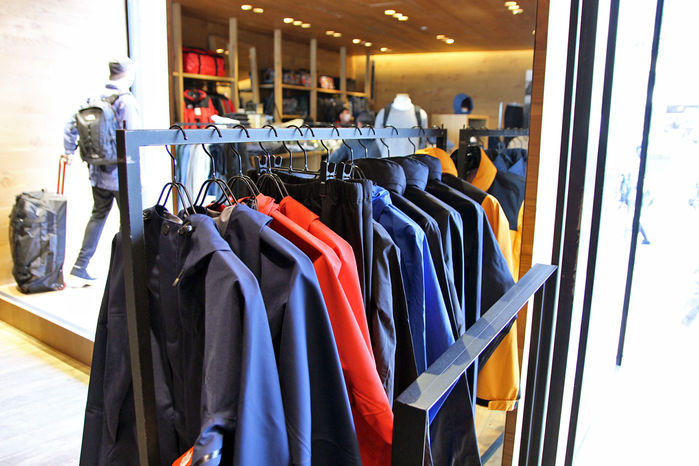 THE NORTH FACE 原宿店の店内