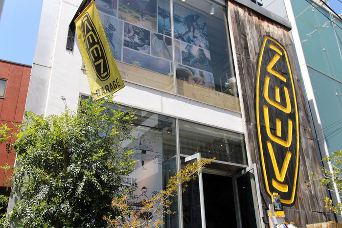 KEENガラージ原宿店の外観