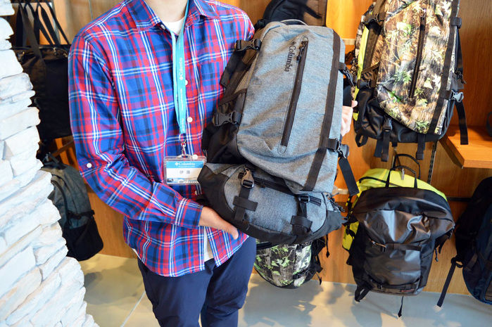 コロンビアのリュック、モンロースプリングス25L バックパック