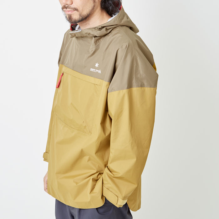 コラボパーカーの着画