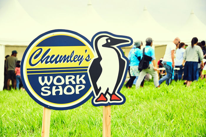 CHUMS CAMP内のchumleys WORKSHOPの看板